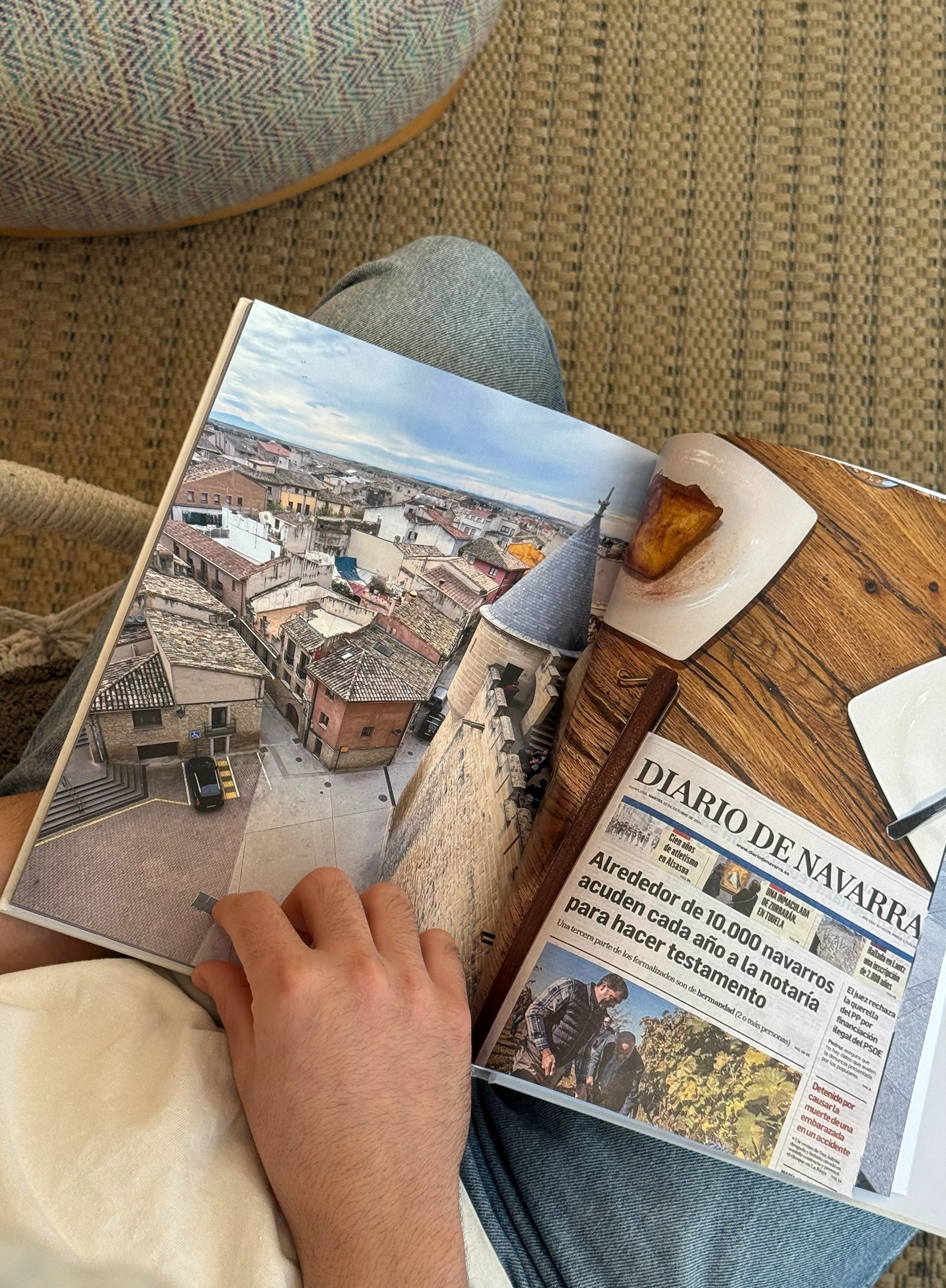 TRAVEL PHOTOBOOK